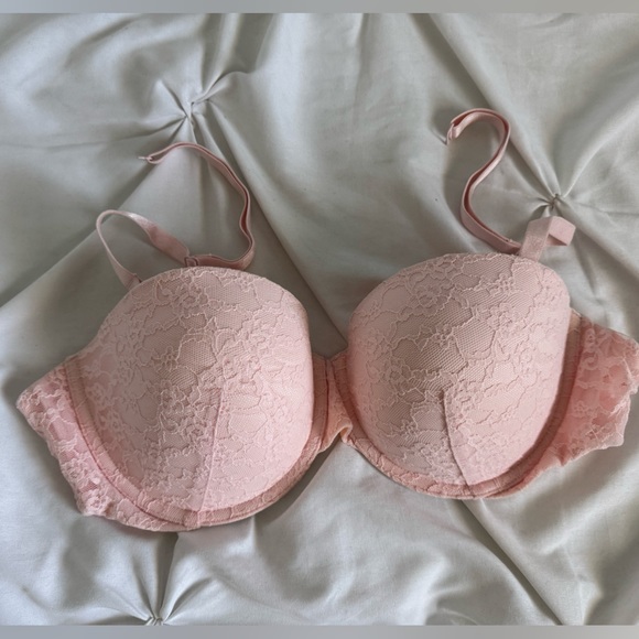 Pink lace padded multiway removable straps, Victoria’s Secret bra 34DD - Picture 2 of 4